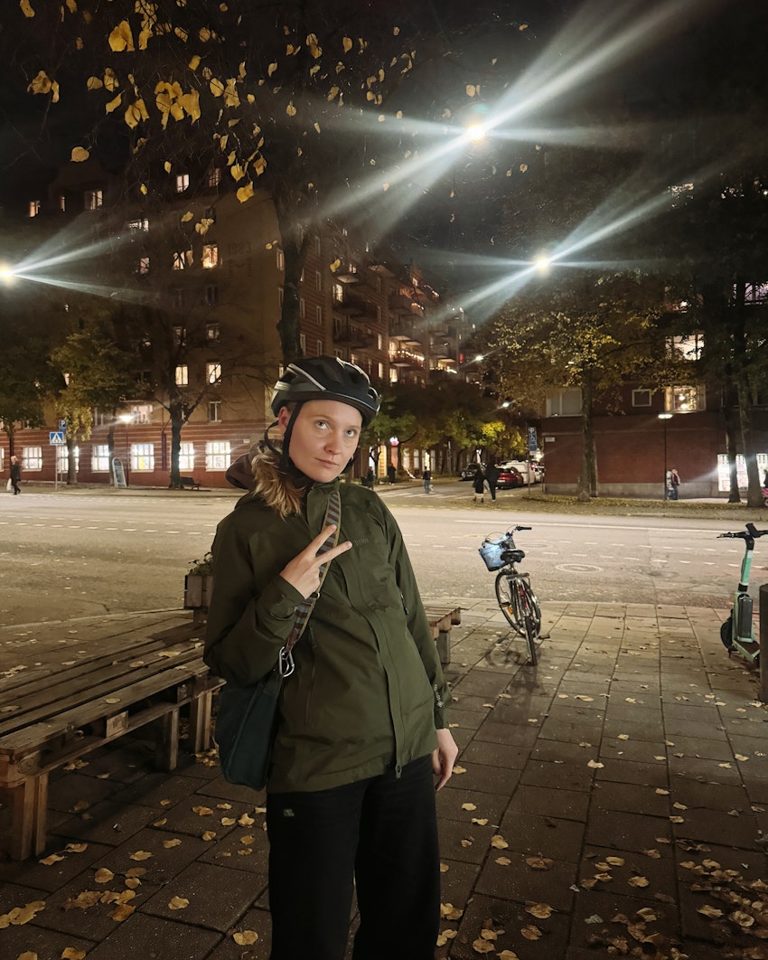 Ny halsduk, gul promenad och en fräck cykelhjälm, foto #11 av Flora Wiström