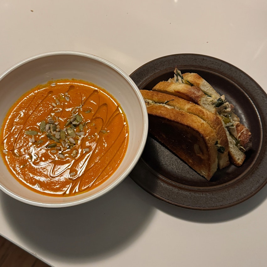 Maten vi lagar – från svartkålspasta till canneloni, foto #3 av Flora Wiström