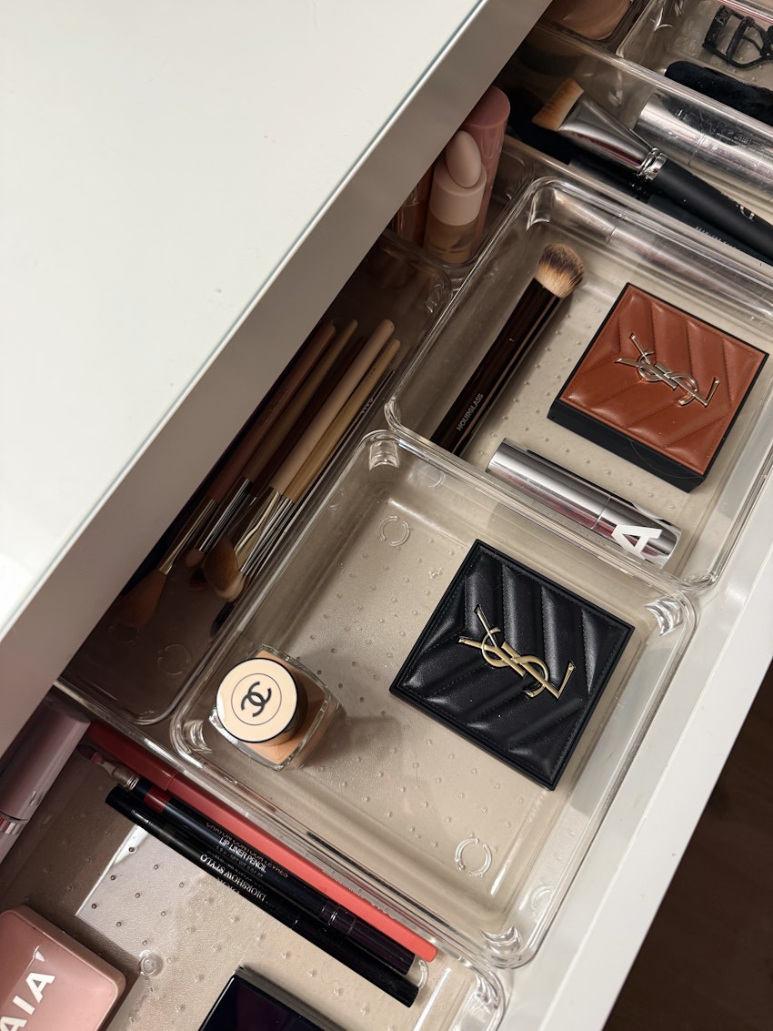 Sminkbordet, foto #6 av Engla