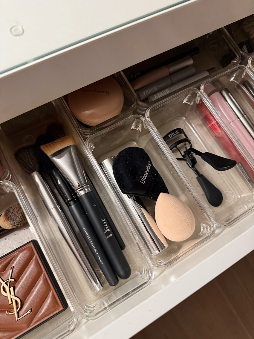 Sminkbordet, foto #7 av Engla