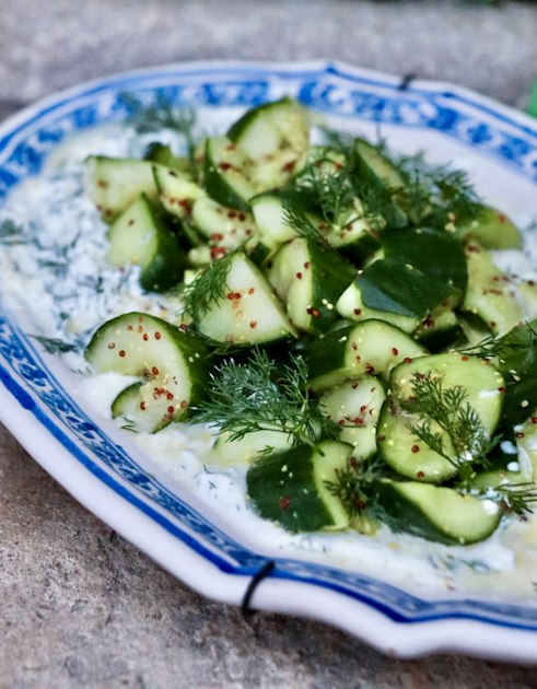 Smashad gurka med dilltzatsiki