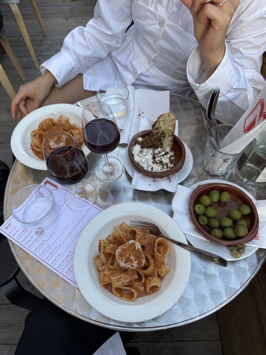 halv åtta hos oss, foto #4 av Gabriella Skog