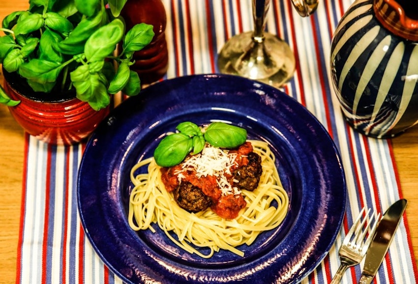 Urgoda Köttbullar med Tomatsås och Pasta! | Fredriks Fika