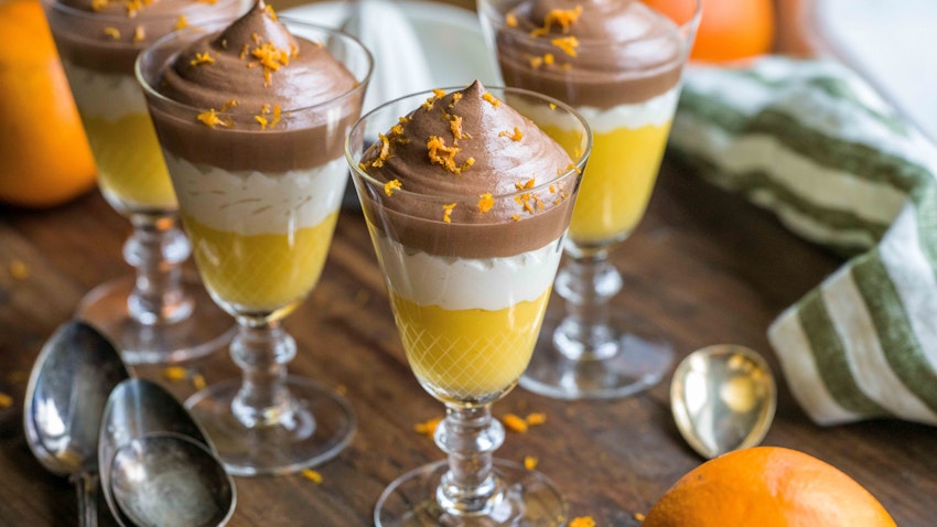 dessert met chocolade en sinaasappel