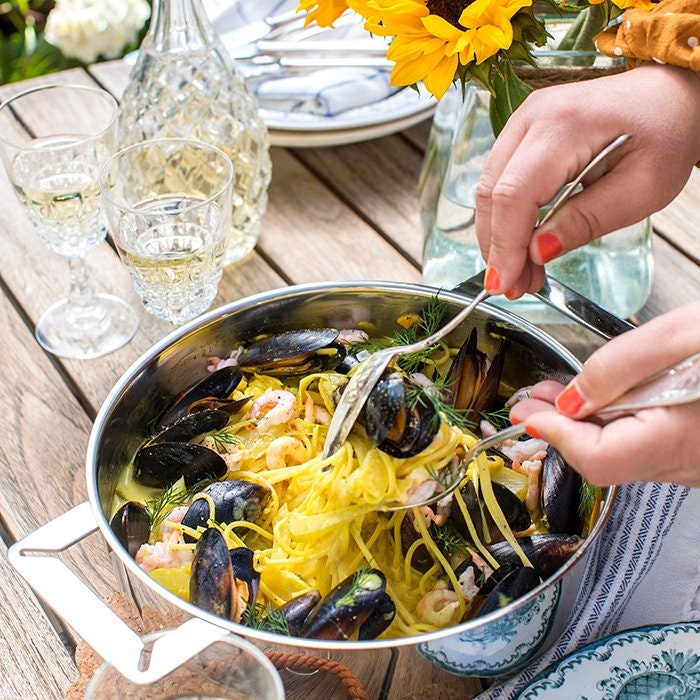 Pasta med räkor, musslor och saffran | Sandra Palmqvist