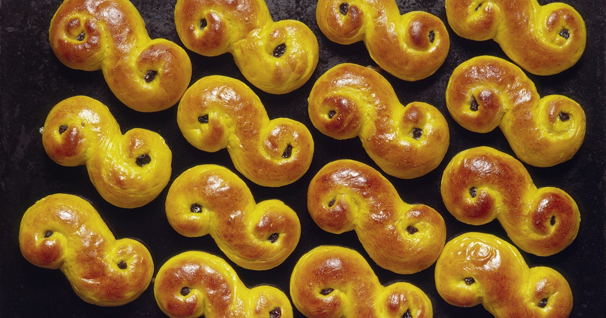 Hur bakar man saftiga lussebullar? Sandra Palmqvist